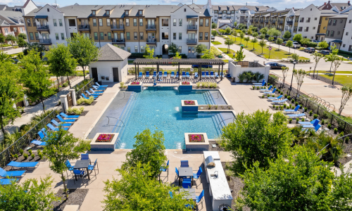 Resort style pool at Canals Frisco